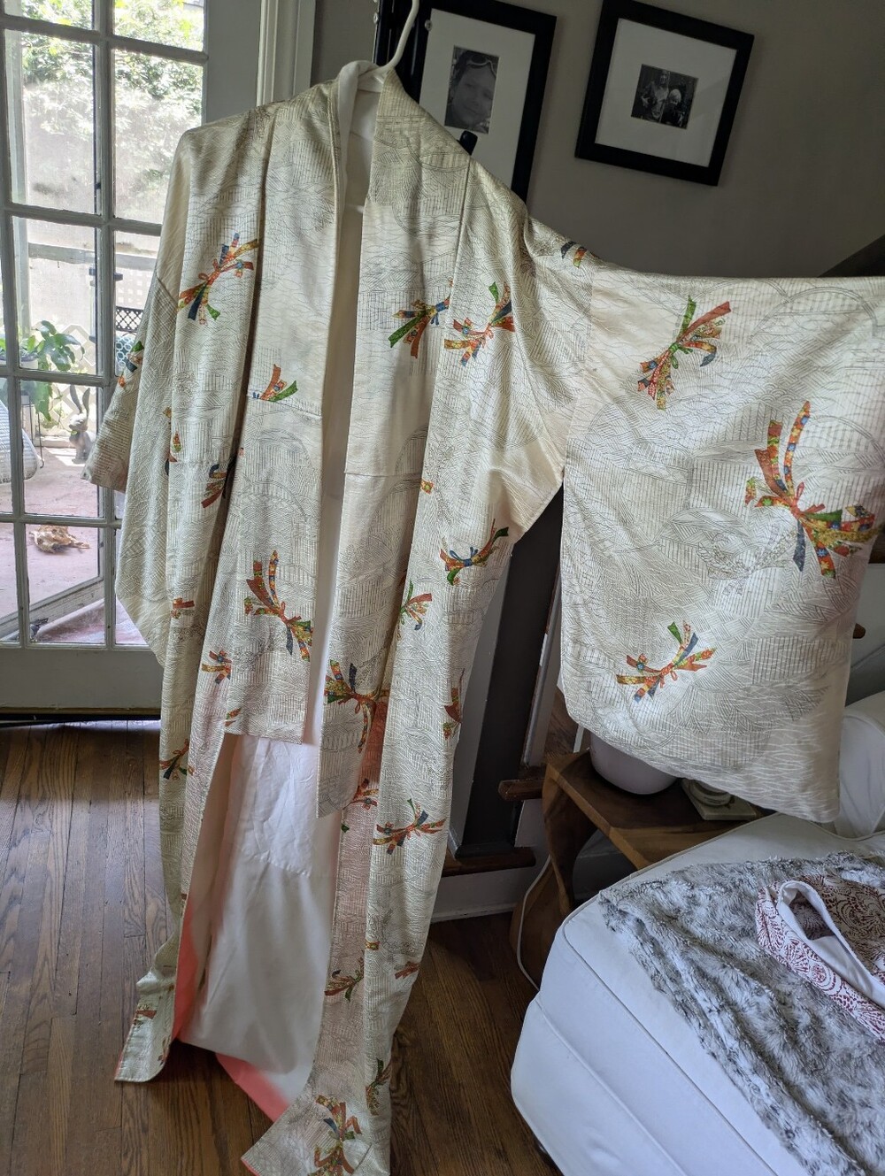 Authentic Silk Kimono - Picture 6 of 6